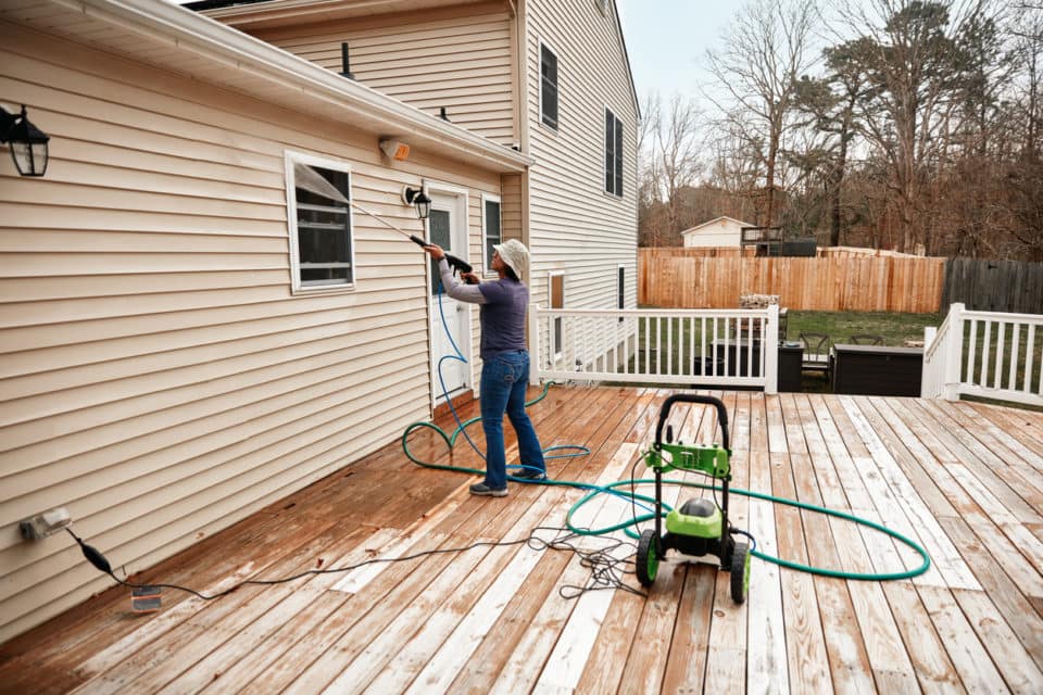 Expert gutter and downspout cleaning for homes and businesses