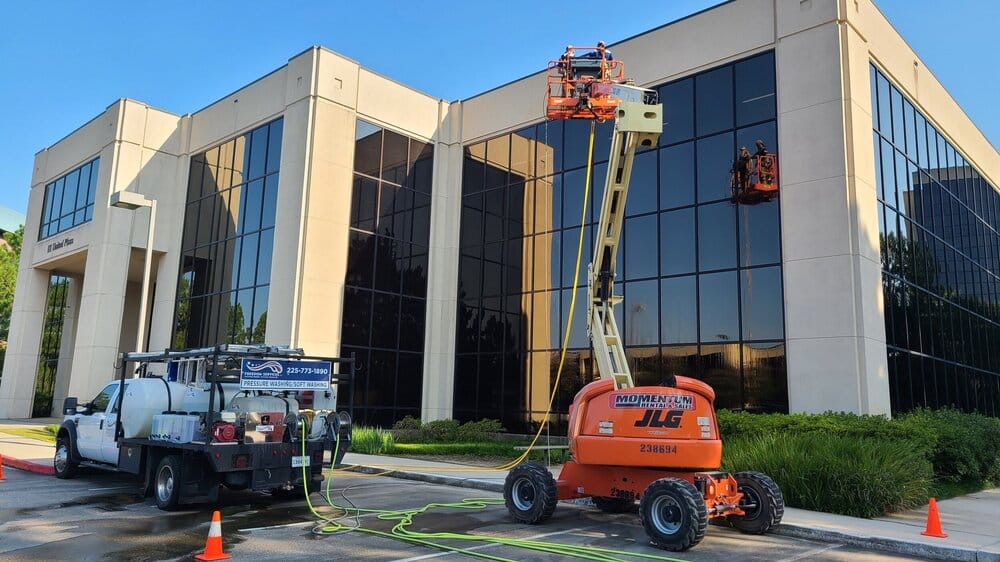 Expert sidewalk and driveway pressure washing for homeowners