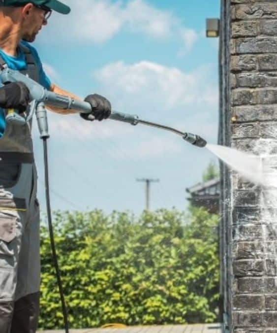 Safe and effective boat and dock pressure washing